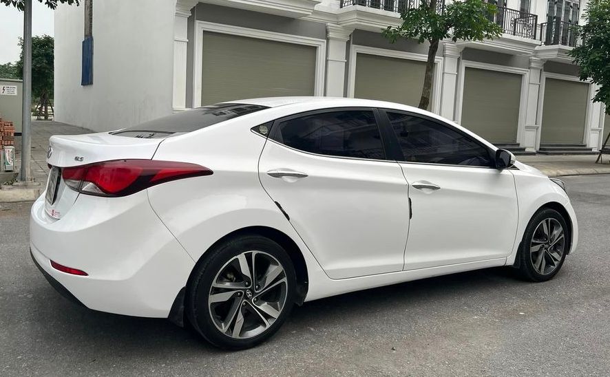 Elantra 2014 16AT 1